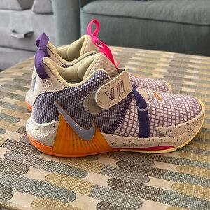 Girls Nike Basketball Shoes